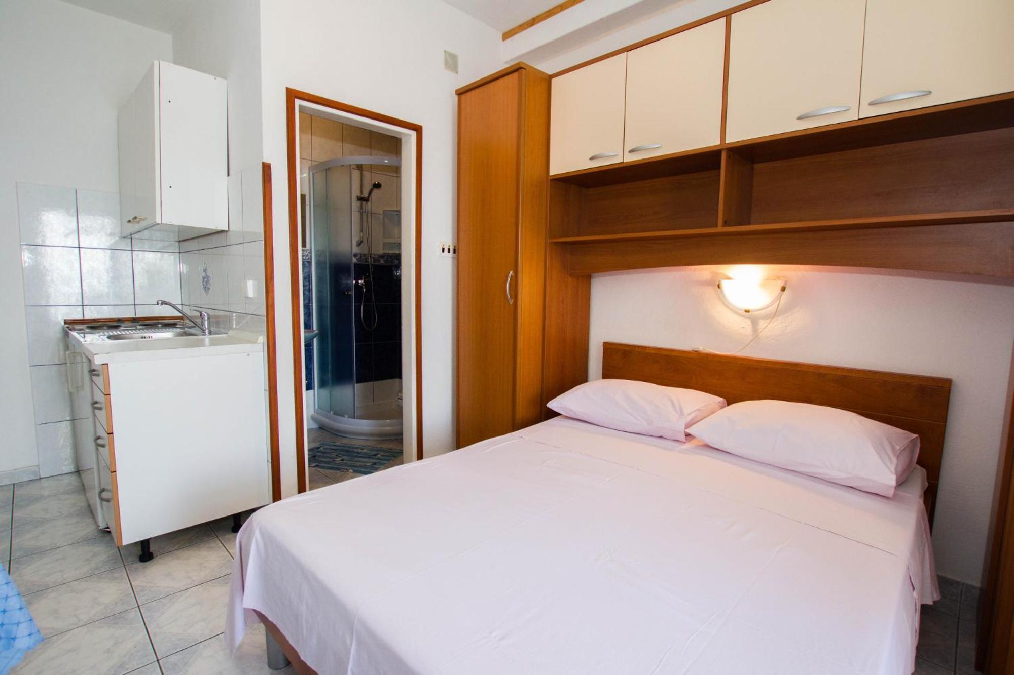 Apartments Bartul Sućuraj Szoba fotó