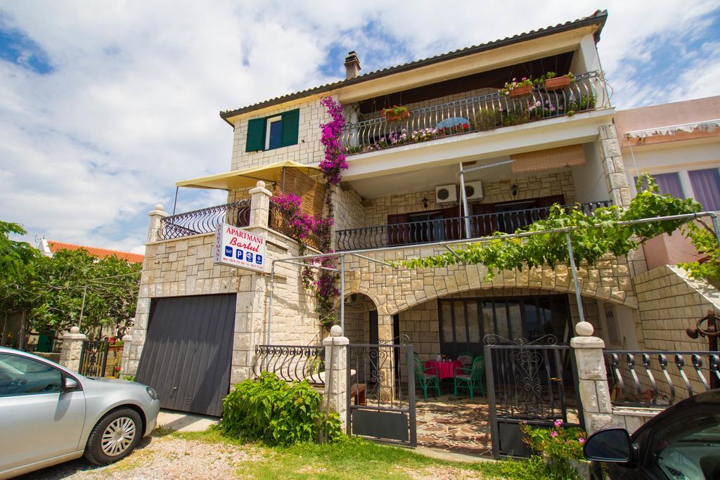 Apartments Bartul Sućuraj Kültér fotó
