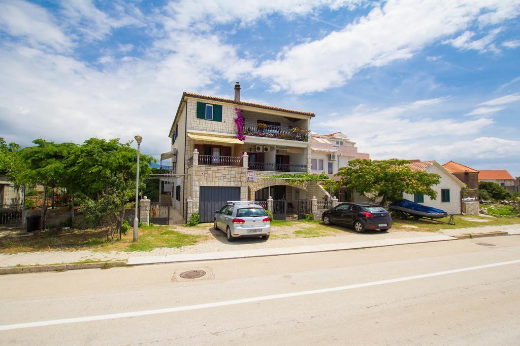 Apartments Bartul Sućuraj Kültér fotó