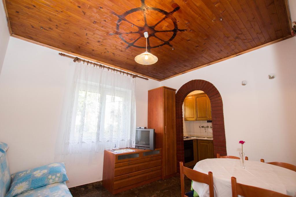 Apartments Bartul Sućuraj Kültér fotó