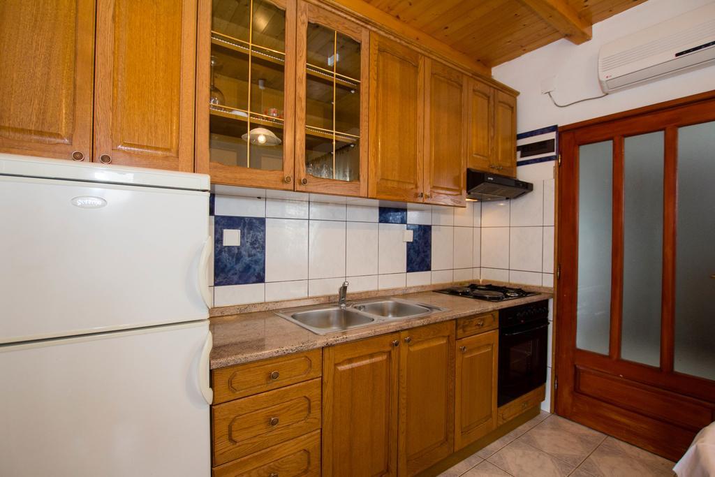 Apartments Bartul Sućuraj Kültér fotó