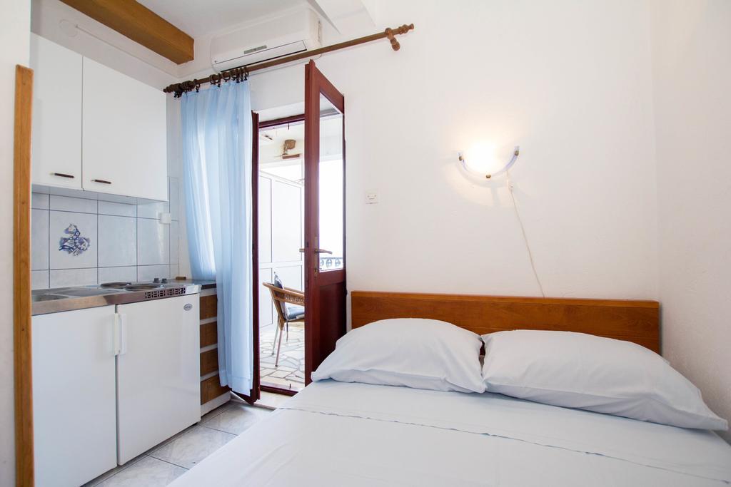Apartments Bartul Sućuraj Kültér fotó