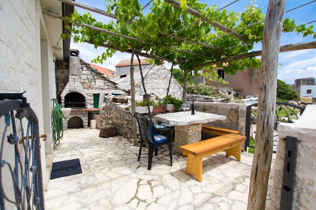 Apartments Bartul Sućuraj Kültér fotó