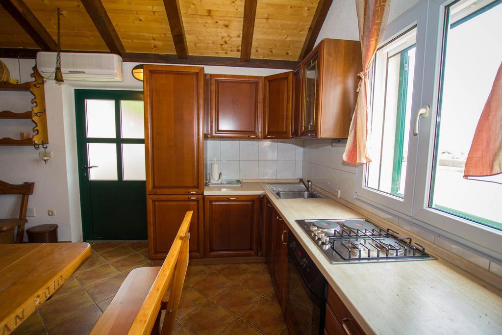 Apartments Bartul Sućuraj Kültér fotó